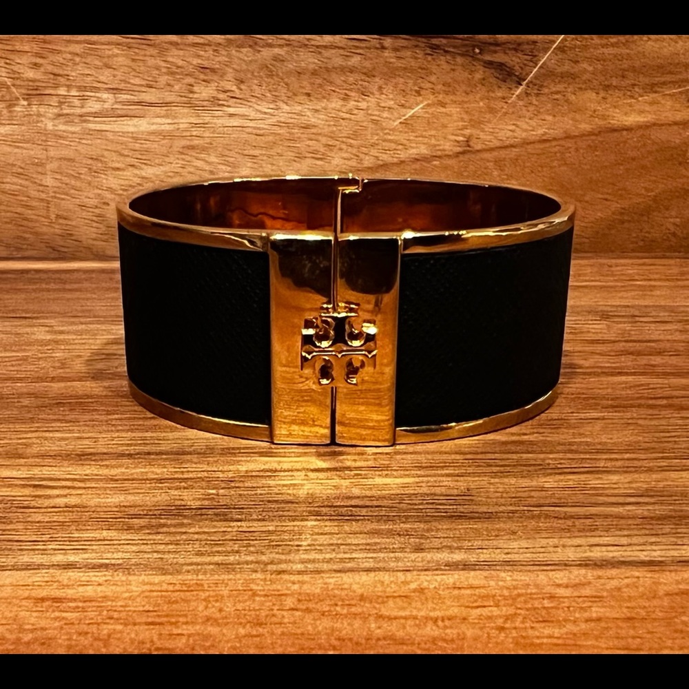 Tory Burch Bangle - 6.5”